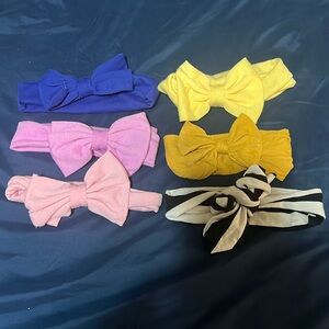 6 toddler bows